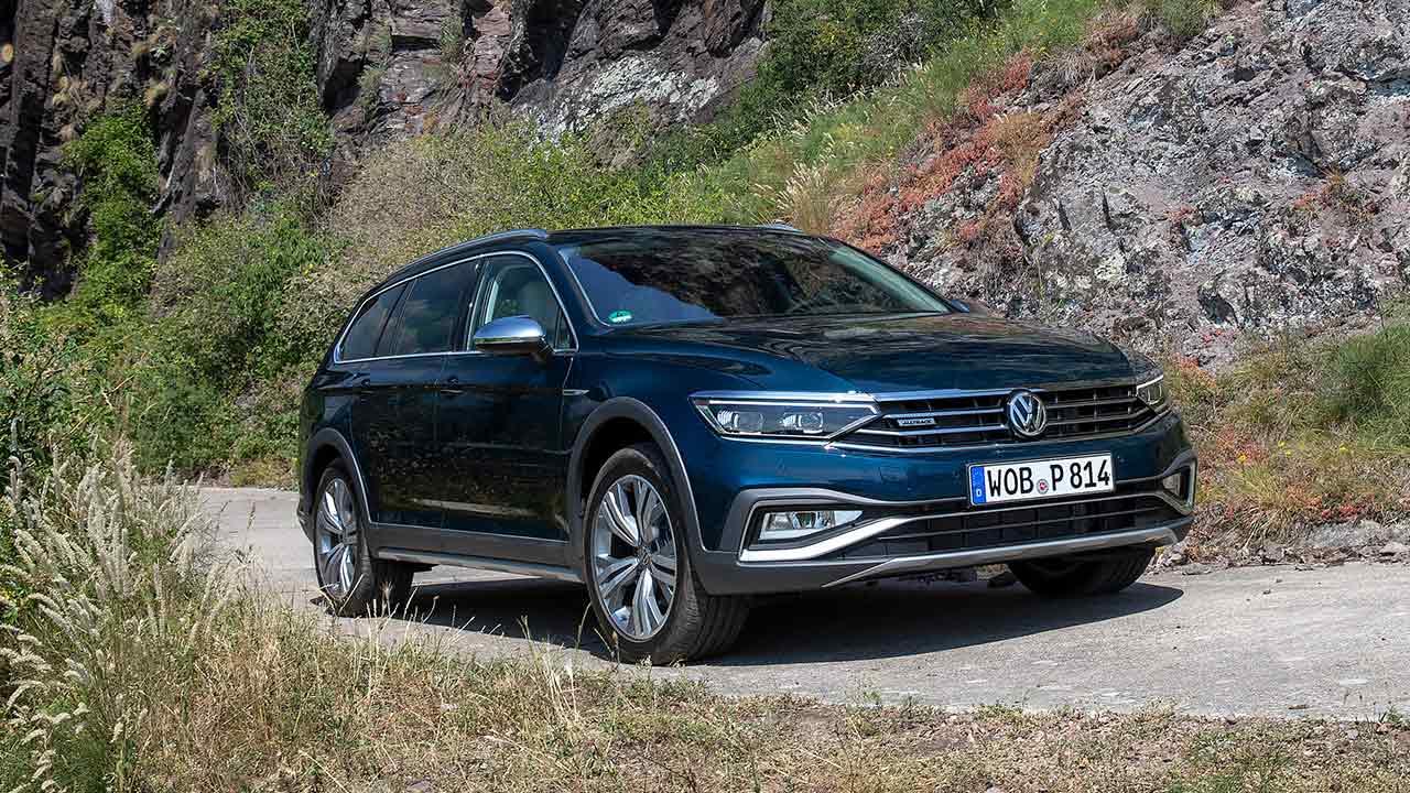 Volkswagen Passat Alltrack - in voller Fahrt