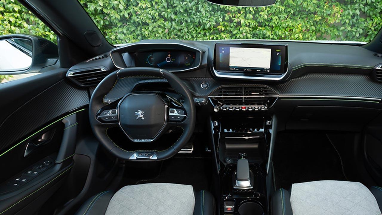 Peugeot e-2008 - Cockpit