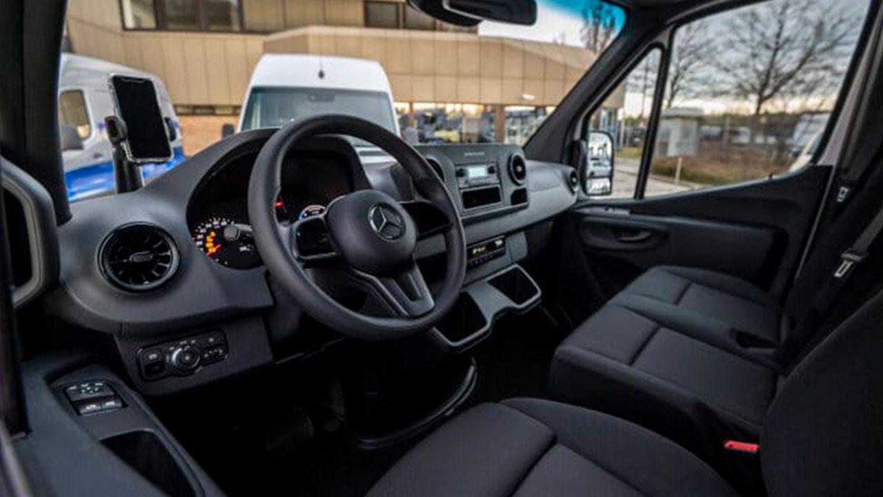 Mercedes-Benz eSprinter - Cockpit