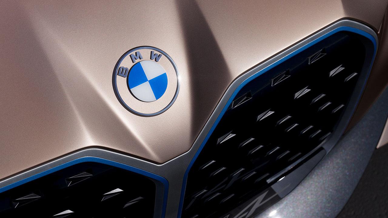 BMW Concept i4 - Logo