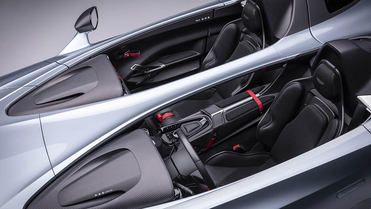 Aston Martin V12 Speedster - Vogelperspektive