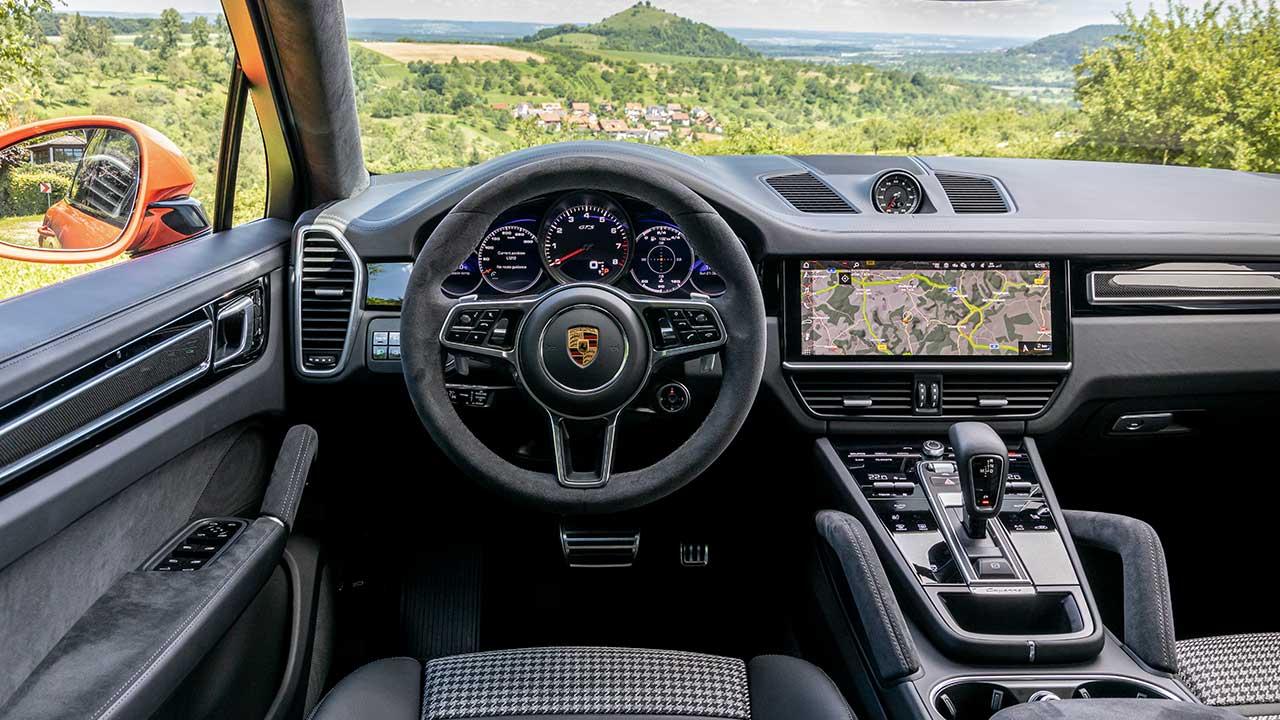 Porsche Cayenne GTS Coupé - Cockpit