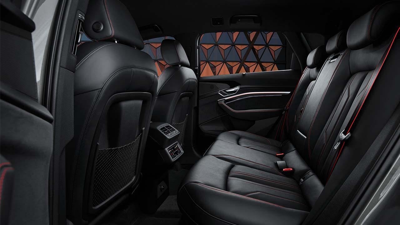 Audi Q8 e-tron - Rücksitze
