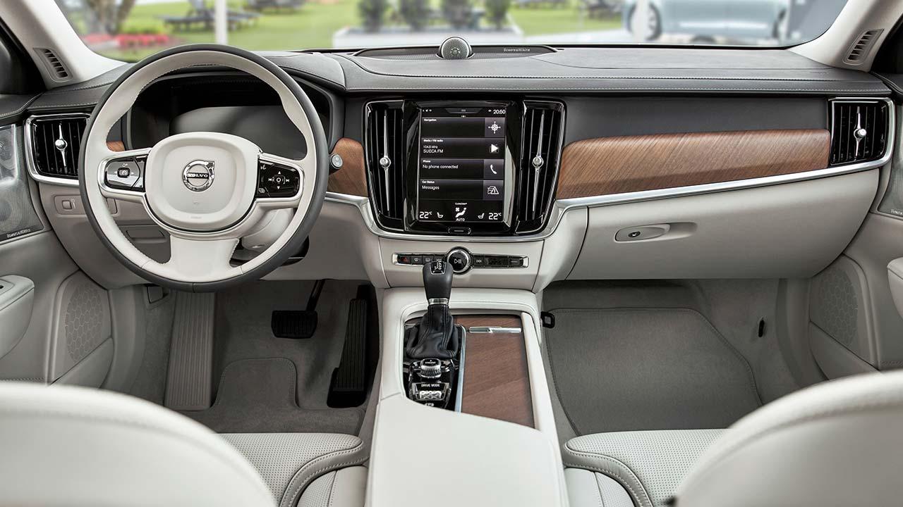 Volvo S90 - Cockpit