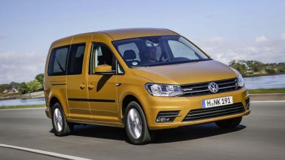 Volkswagen Caddy - Front- und Seitenansicht Gewässer