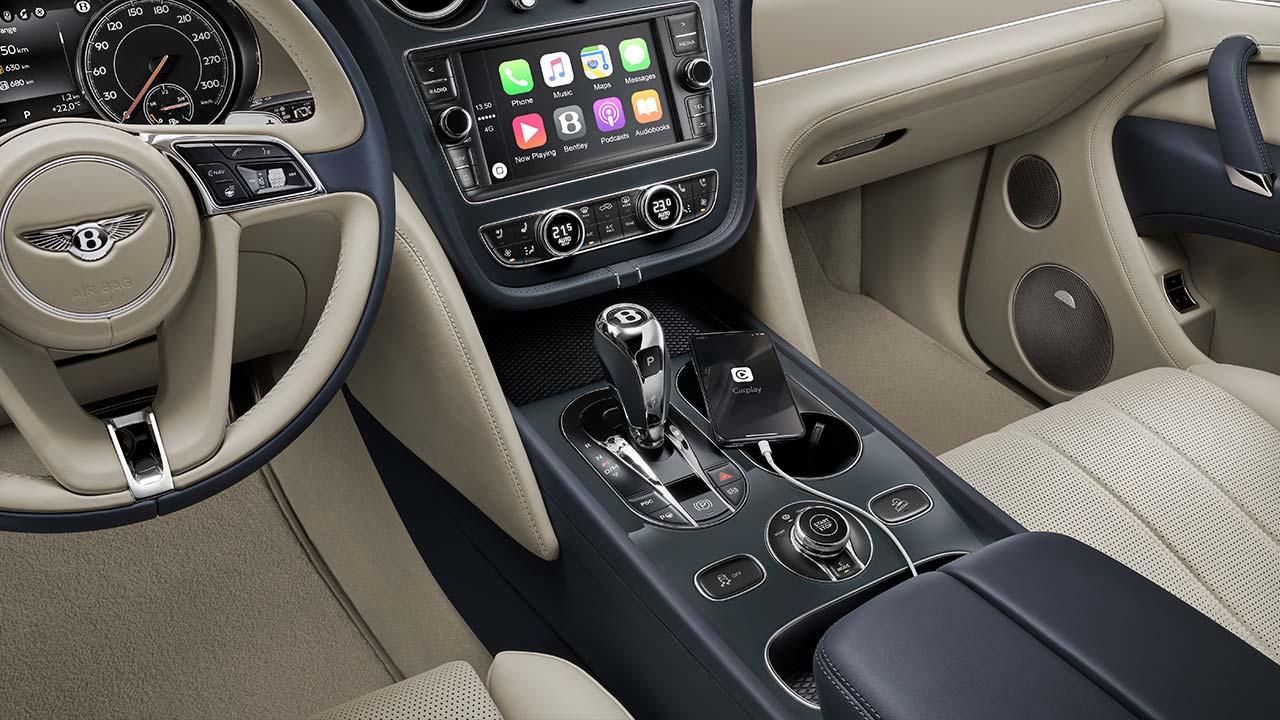 Bentley Bentayga Hybrid - Cockpit