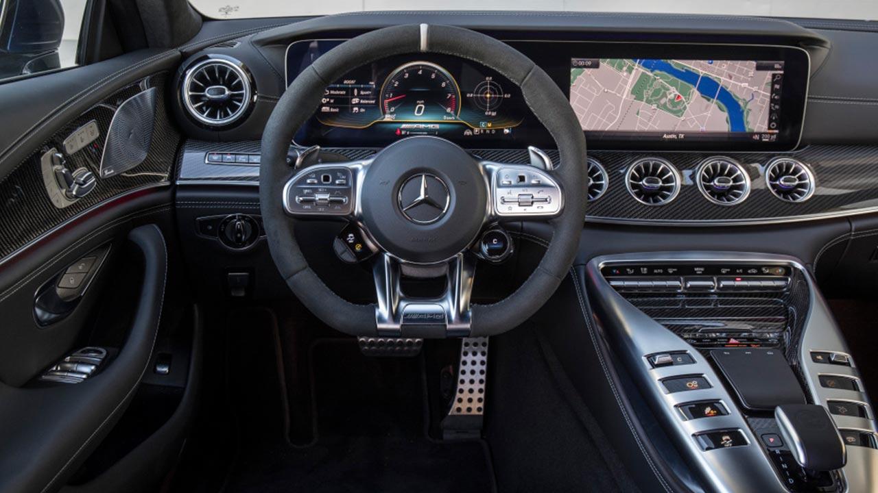 Mercedes-AMG GT 4-Türer Coupé - Cockpit