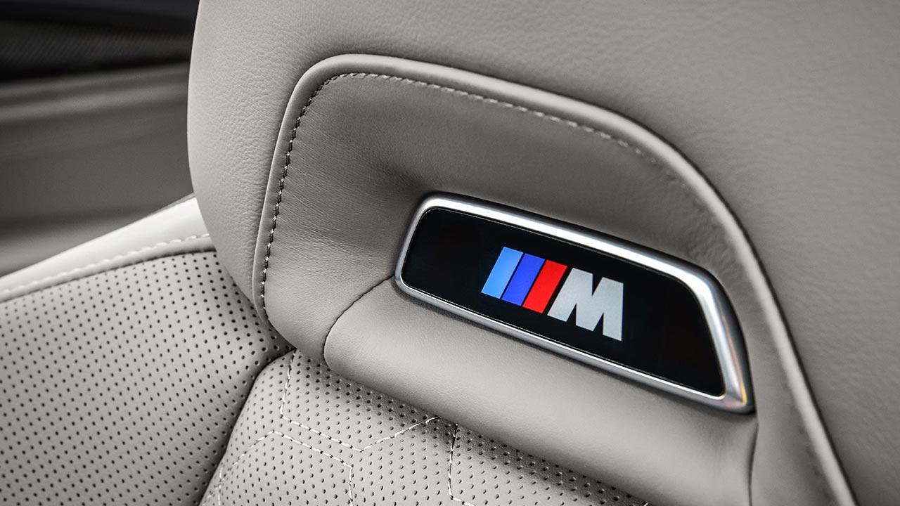 BMW X4 M - Emblem