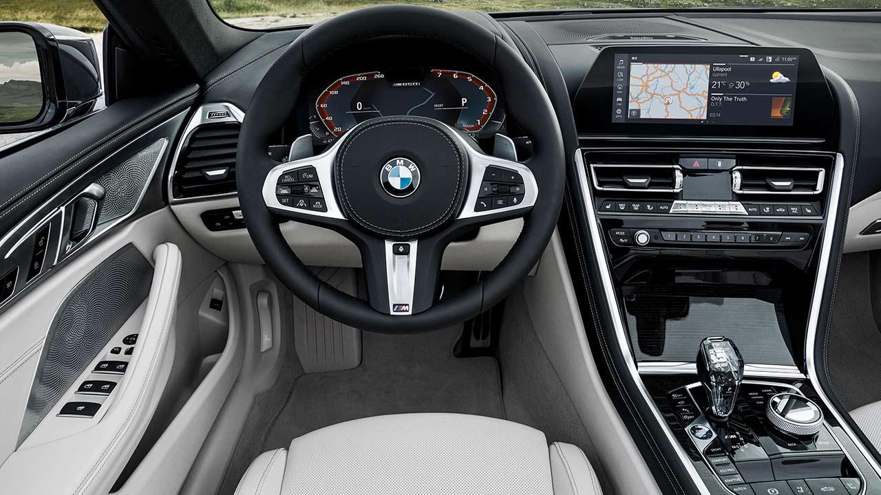 BMW 8er Cabriolet - Cockpit