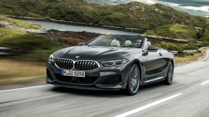 BMW M850i xDrive Cabriolet - in voller Fahrt