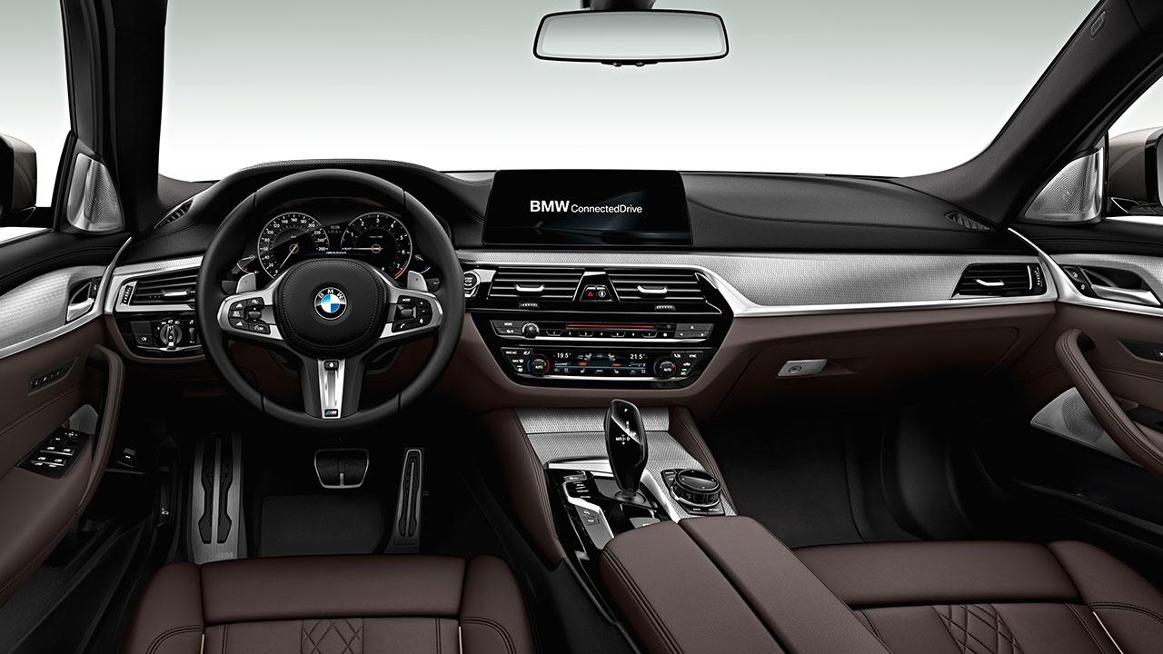 BMW M550d xDrive Limousine - Cockpit