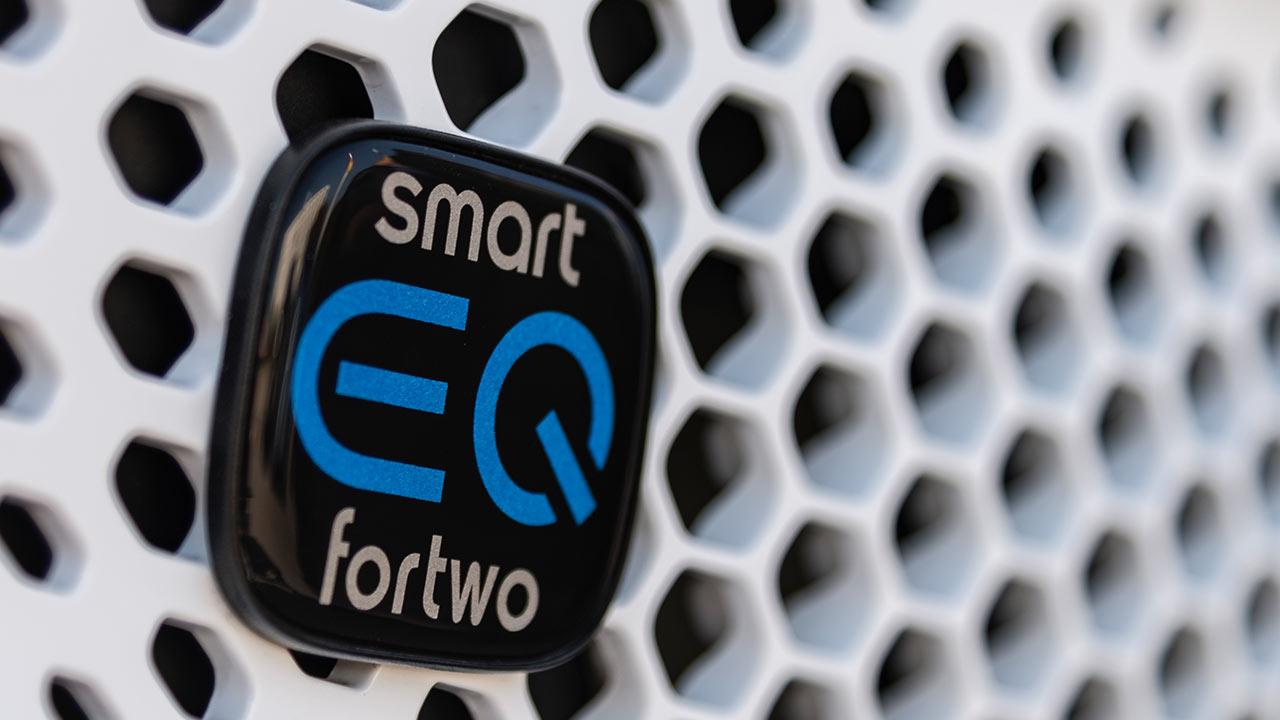 Smart EQ fortwo - Schriftzug