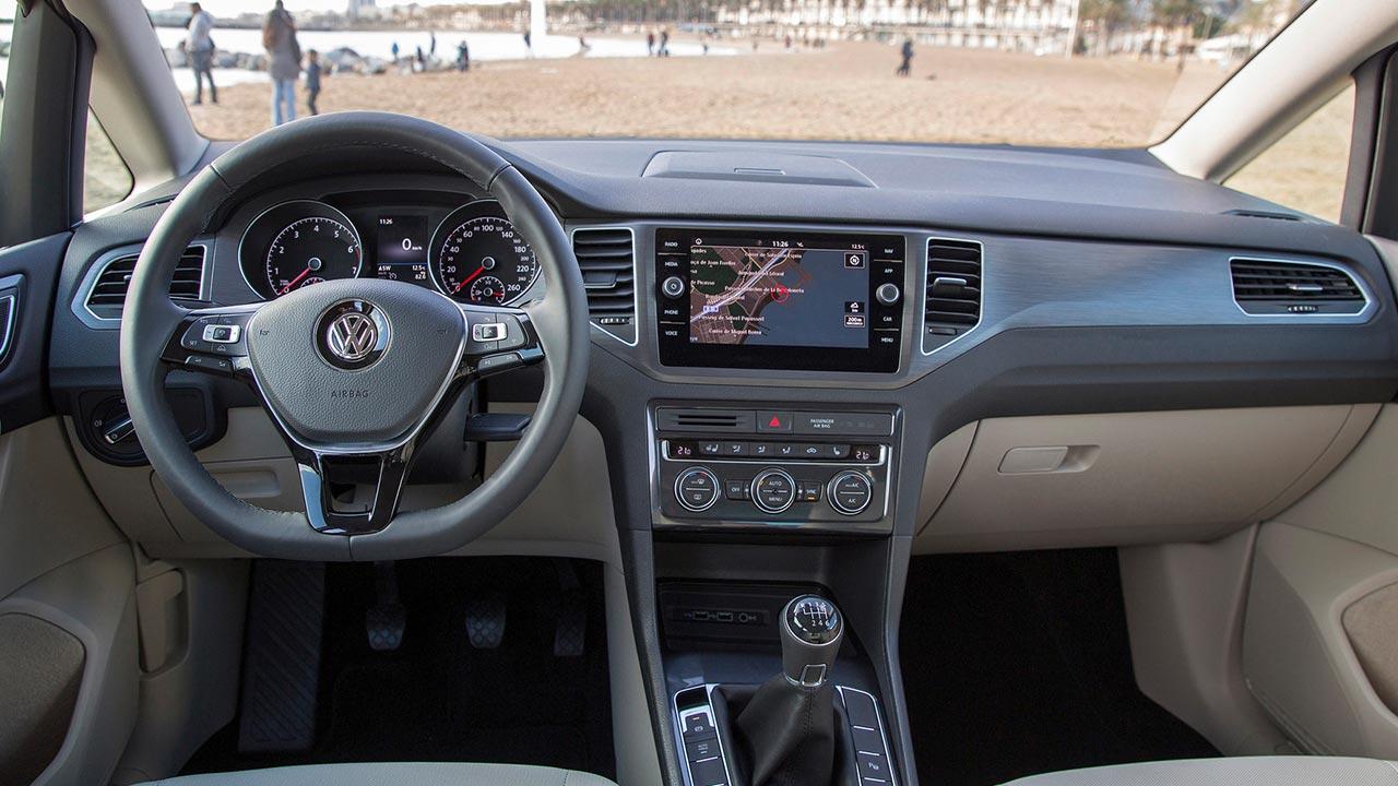 Volkswagen Golf Sportsvan - Cockpit