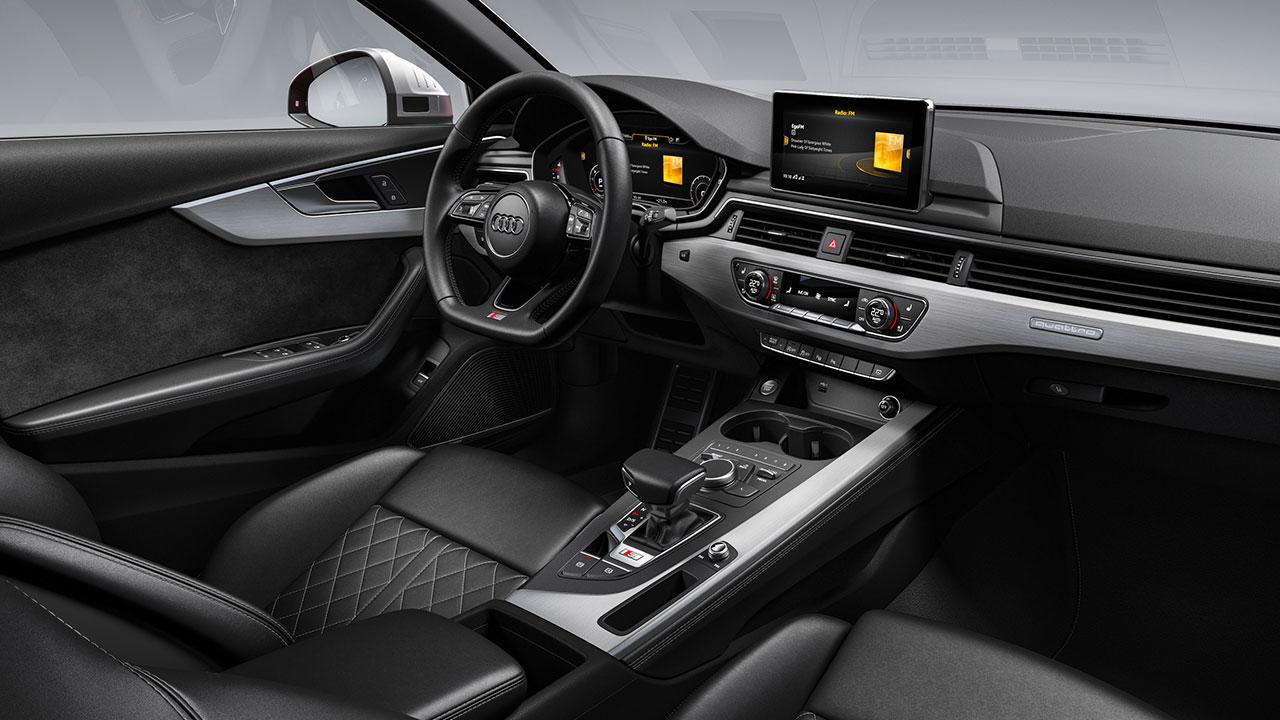 Audi S4 Limousine - Cockpit